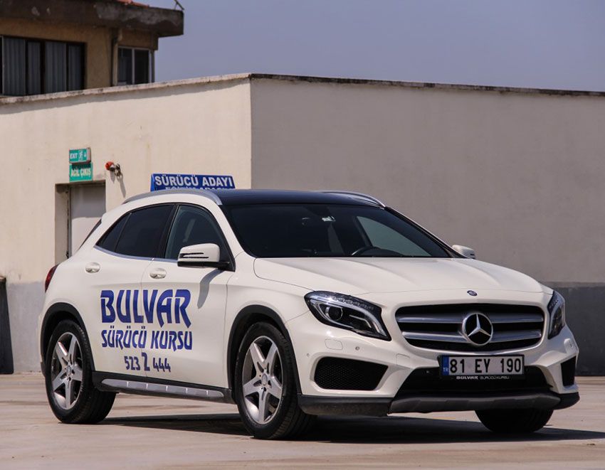 Mercedes GLA 180